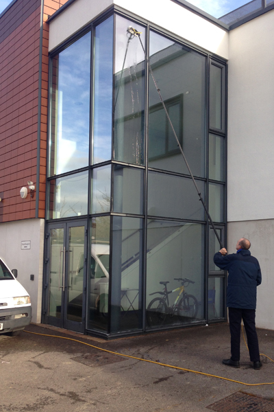 exrterior_window_cleaning